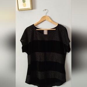 Dolan Top Blouse Color Black. Size Large Polyester And Nylon New